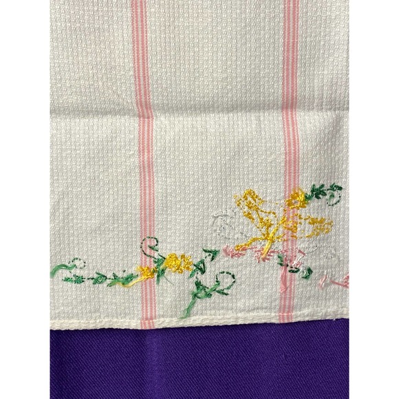 Vintage, Handmade Kitchen/Dish/Tea Towel with Hand Embroidered Flowers. - Picture 8 of 11